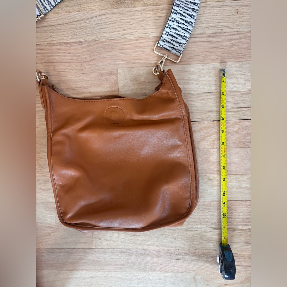 Ah Dorned brown Vegan Messenger bag - Picture 7 of 7